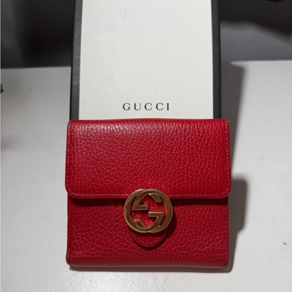 Gucci Crimson Leather Card Holder - Picture 1 of 3